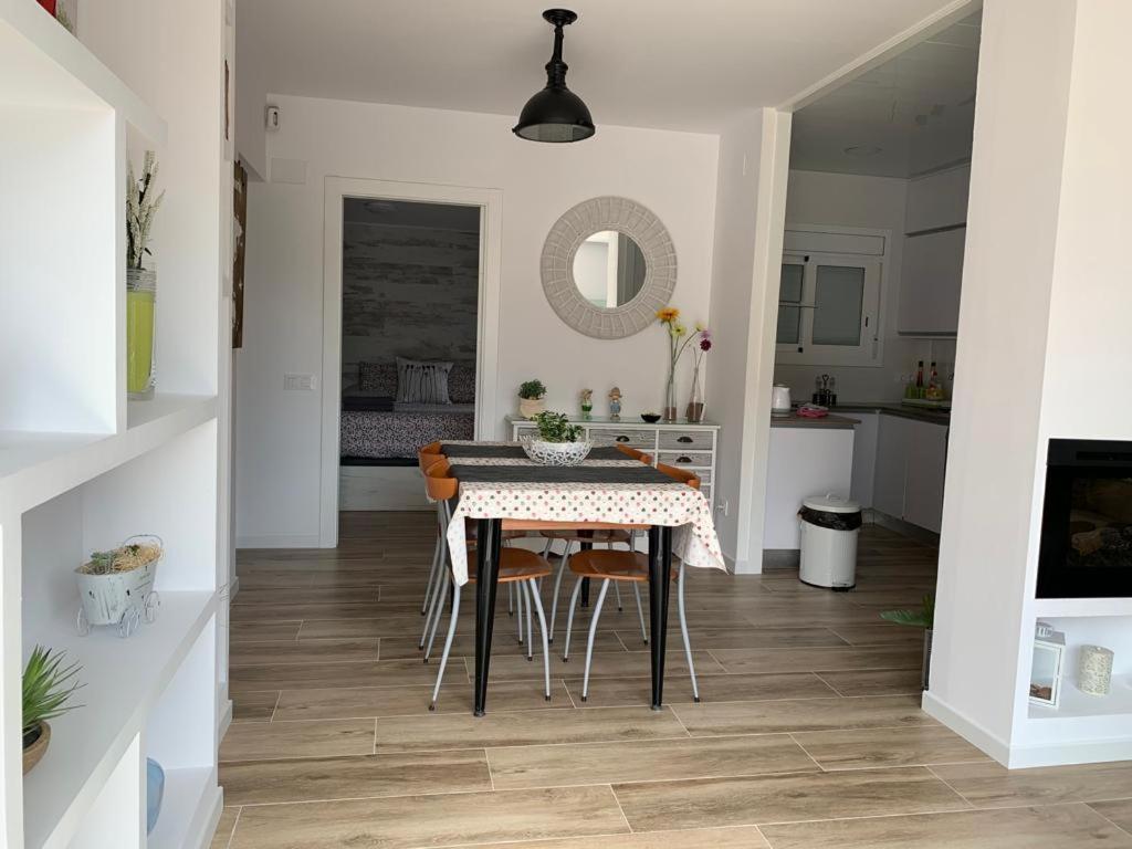Lovely House Near The Beach Calafell Esterno foto